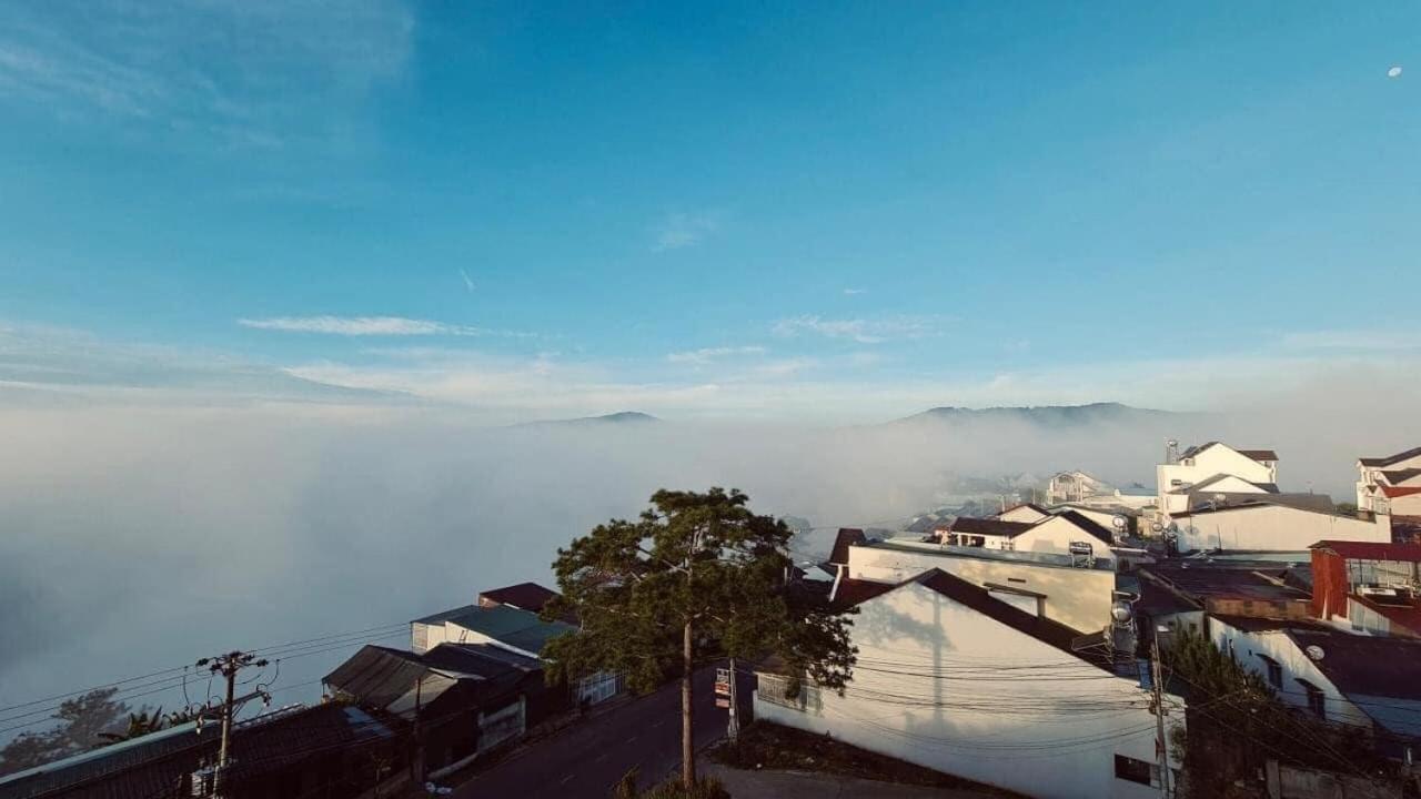 Carina House Hotell Dalat Exteriör bild