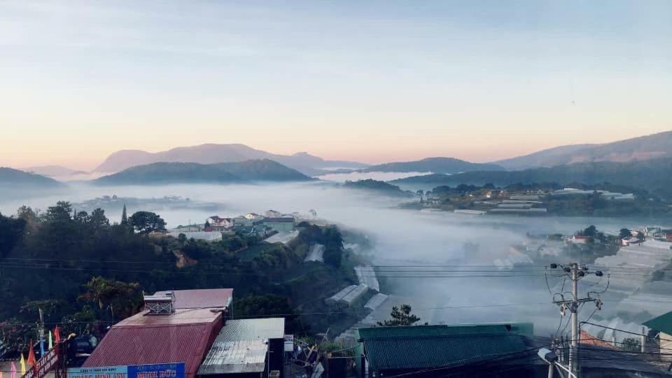 Carina House Hotell Dalat Exteriör bild
